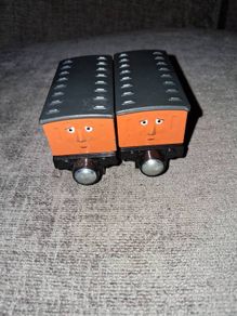 x10 Bundle - Thomas Tank Engines Friends - Diecast Metal Magnetic Take N Play Train Engines - Open To Offers!!