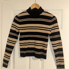 New Look Women's Black and Gold Sparkle Jumper - size UK 6
