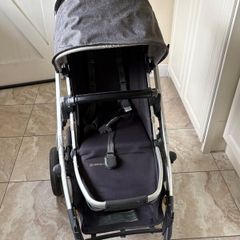 Uppababy Vista V2