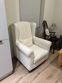 Single seater sofa
