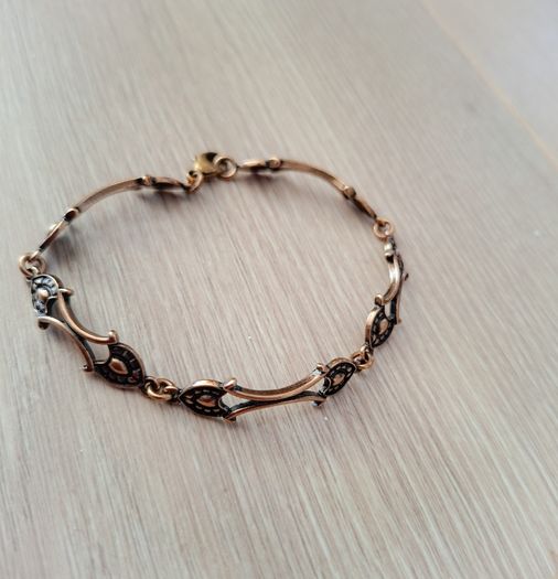 Bronze bracelet