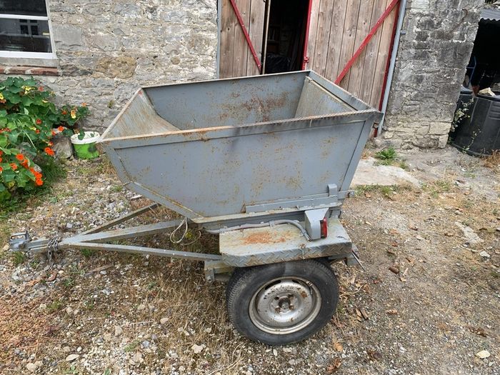 Dump trailer