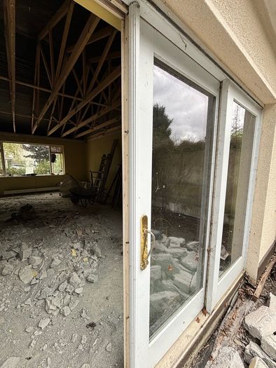 Sliding Door