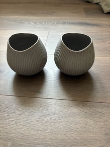 2 Meadows & Byrne small vases