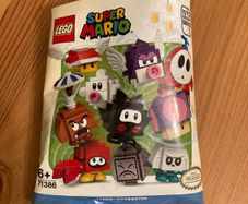 Lego Super Mario