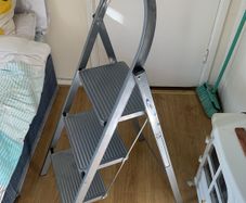 Step Ladder