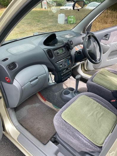 2002 Toyota Yaris