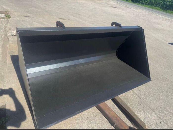 Dump Trailer Buckets Forks