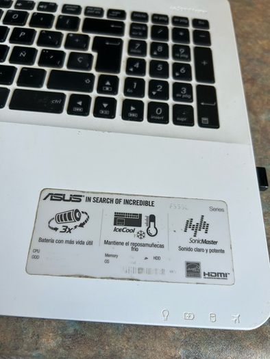 ASUS F550L Laptop (No Charger) | Intel Core i7 | Nvidia GeForce 820M