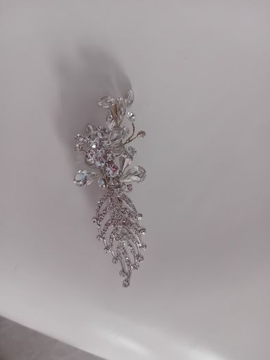 bridal clip