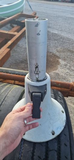 Adjustable marine boat seat pedestal base.