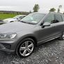 VW Toureg TDI R Line Commercial 5 seat Image 3
