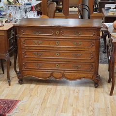 Antique French Oak Commode/Chest of Drawers