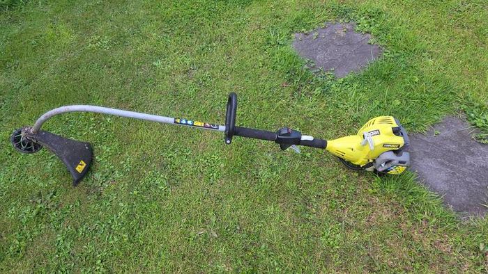 Ryobi petrol strimmer