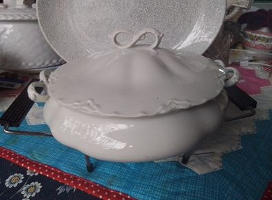Johnson Bros VTG Tureen