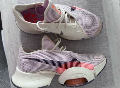 Nike women
