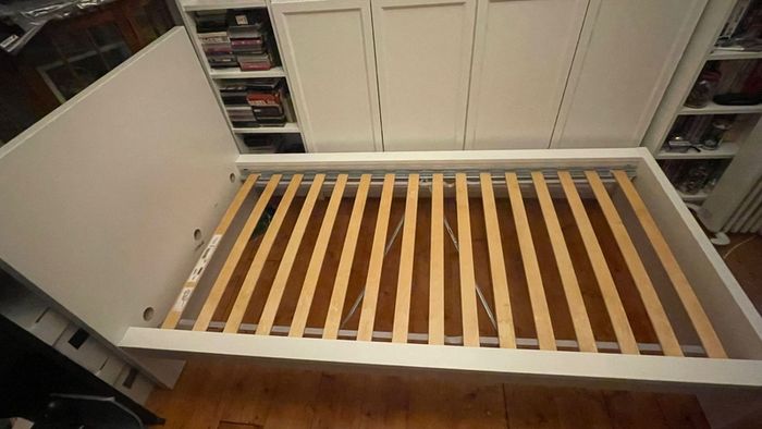 IKEA Malm white single bed
