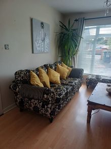 Three Piece Suite (4 seater 1 Seater & Poufet)