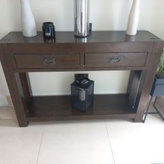 console table