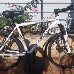 hybrid bike/ gravel kellys serviced