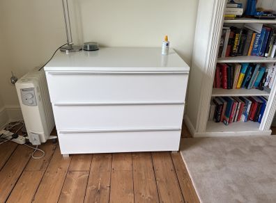 Bedside Lockers & Drawers