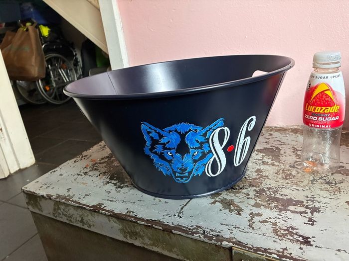 Dutch 8.6 ice bucket