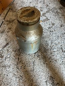 Metal milk churn