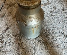 Metal milk churn