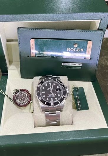 Rolex Submariner Date