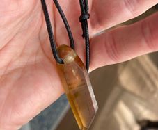 Quartz crystal pendant