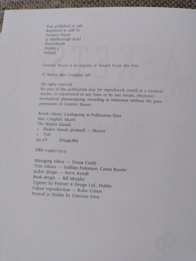 The Blaskets a Kerry Island Library by Muiris Mac Conghail 1988 hardback with dustcover in very good condition with small inscription on inside page FREE STANDARD POSTAGE INCLUDED
