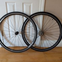 700c Road Bike Wheels and Tyres