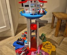 Paw Patrol Lookout Tower with 7 Vehicles and 7 Figures. Like New