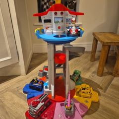 Paw Patrol Lookout Tower with 7 Vehicles and 6 Figures. Like New