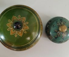Vintage pair of handpainted lidded trinket bowls