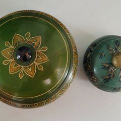 Vintage pair of handpainted lidded trinket bowls