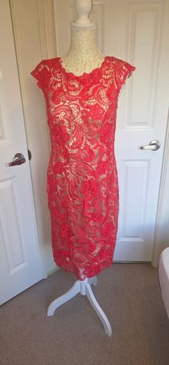 Libra Coral Lace Midi Dress Size 12 Nude Lining Occasion Wedding Guest
