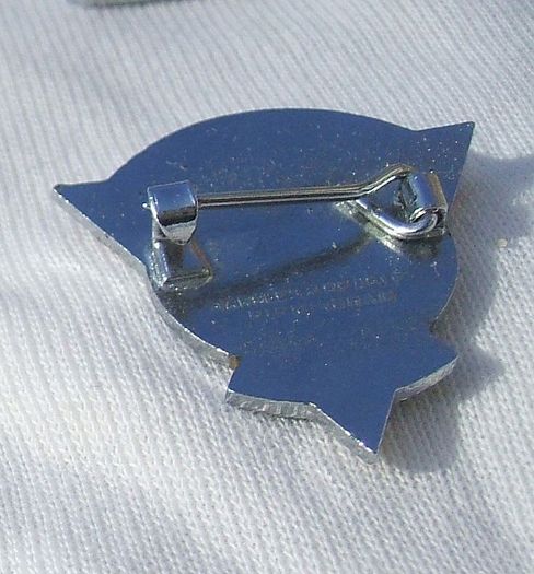 WORLD ALLIANCE of YMCAs (Young Men's Christian Association) - Venturer One-Star award badge (c.1960s). Scarce badge.