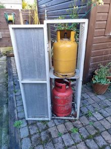 bottle gas cage