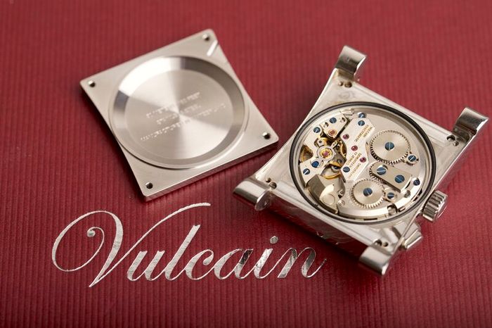 Vulcain Cricket Golden Voice (Box & papers)