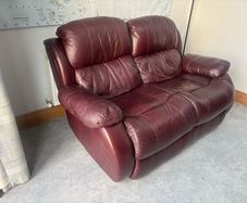 Wine Coloured Leather Recliner Couch Very Good Condition