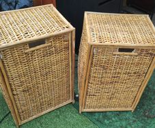 Pair of Wicker Clothes baskets (26240)