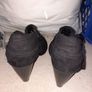 black heals, size 5 Image 3
