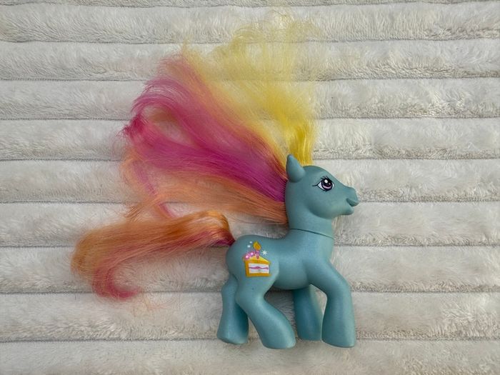 2006 My Little Pony MLP G3 Party Cake 25th Birthday Celebration Anniversary Used Please see photos