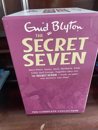Secret Seven: The Secret Seven Complete Collection (1-16) by Enid Blyton