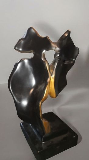 LOVE heavy statue 27cm
