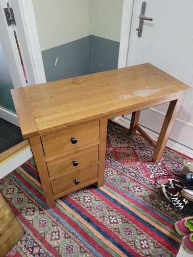 desk