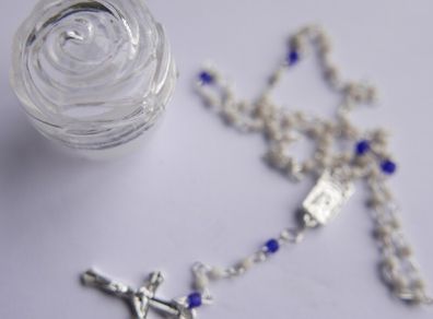 Vintage short Rosary in a Decorative Box length 10"