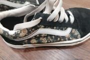 vans trainers