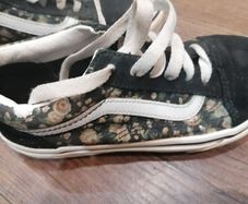 vans trainers